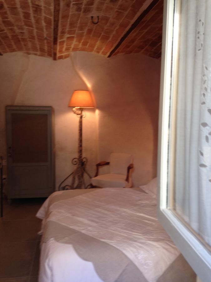 La Chambre D'Hote Lourmarin Bagian luar foto